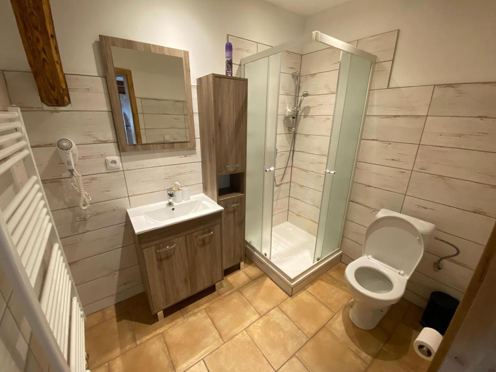 Apartmán na statku Červený Kostelec Exterior foto