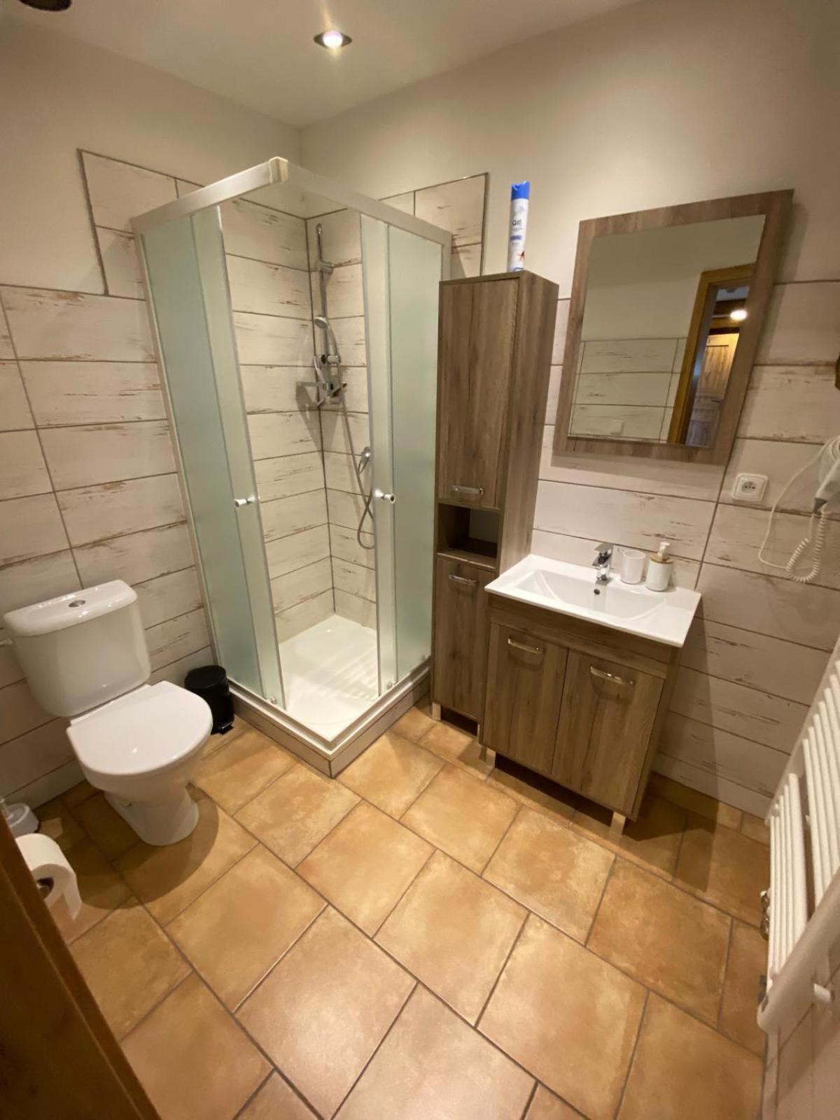 Apartmán na statku Červený Kostelec Exterior foto